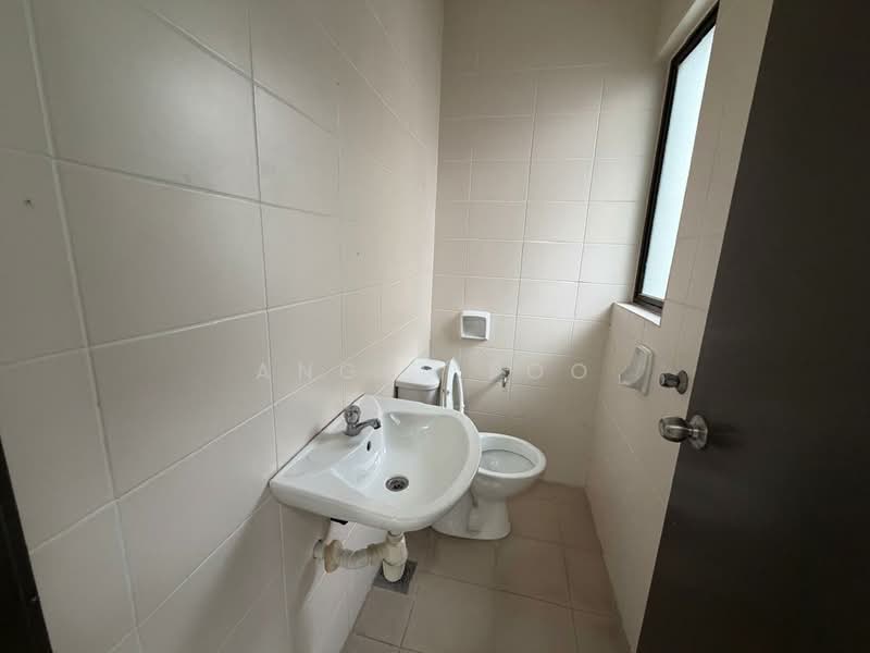 3-storey Terraced House for Sale in Batu Caves (Selangor) - Angel Foo - Bathroom - PropertyGuru.com.my