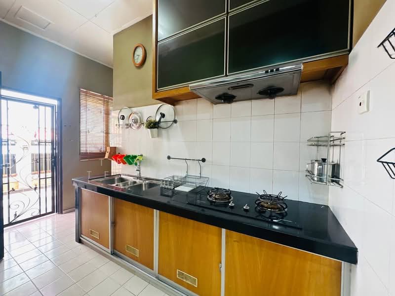 Semi-Detached House for Sale in Seksyen 6 (Bangi) - Tengku June Tengku Mamat - PropertyGuru.com.my