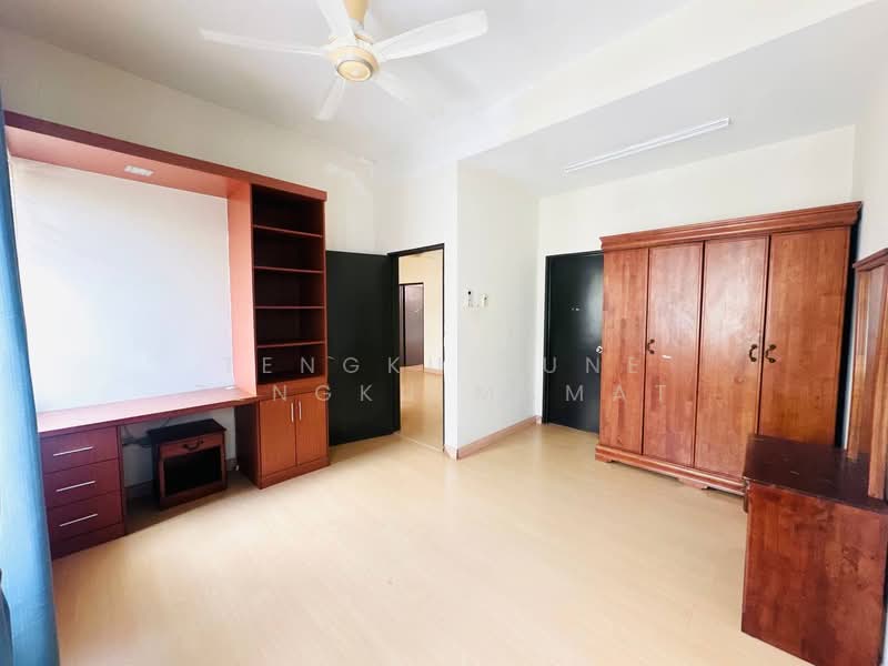 Semi-Detached House for Sale in Seksyen 6 (Bangi) - Tengku June Tengku Mamat - PropertyGuru.com.my