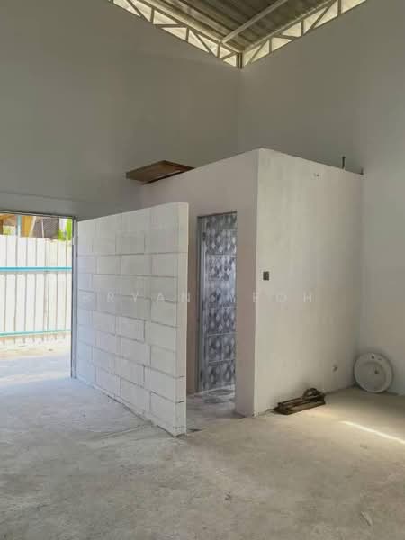 Warehouse for Rent in Sungai Buloh (Selangor) - Bryan Yeoh - Interior - PropertyGuru.com.my