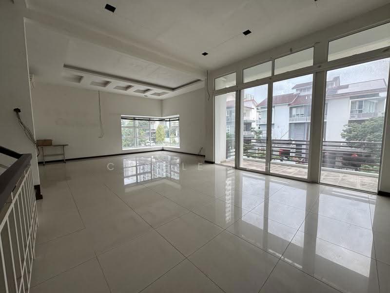 Rumah Berkembar untuk Dijual di Happy Garden (Kuchai Lama) - Carole Teh - Living Room - PropertyGuru.com.my