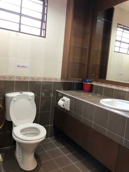 Rumah Berkembar untuk Dijual di Taman Vista Mutiara (Bandar Sungai Long) - Shanny Tan - Bathroom - PropertyGuru.com.my