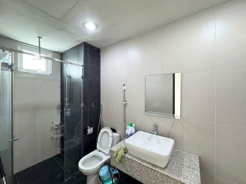 Kondominium untuk Disewa di Vertiq - Alex Lim - Bathroom - PropertyGuru.com.my