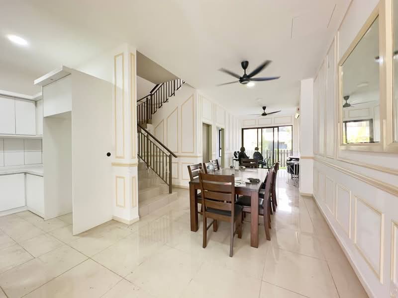 For Sale - Setia Warisan Tropika