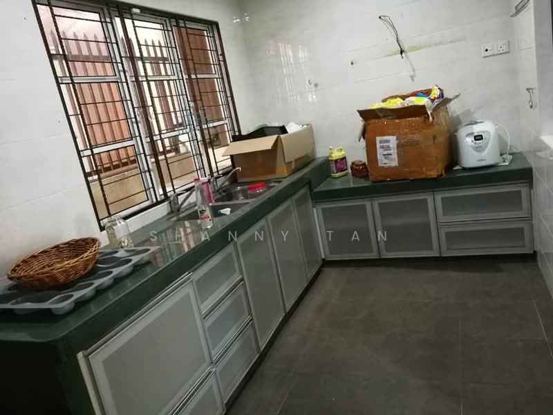 Semi-Detached House for Sale in Bandar Mahkota Cheras (Cheras) - Shanny Tan - Kitchen - PropertyGuru.com.my