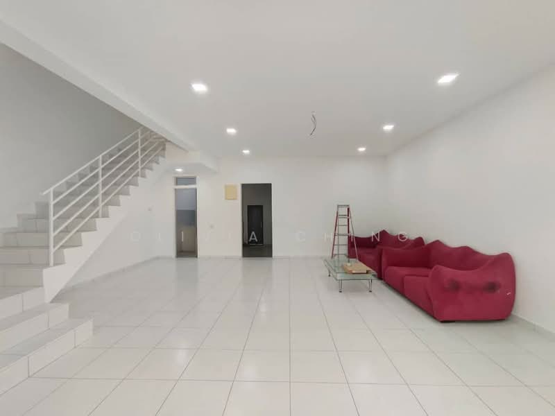 2-storey Terraced House for Sale in Setia Tropika (Johor Bahru) - Olivia Ching - Living Room - PropertyGuru.com.my