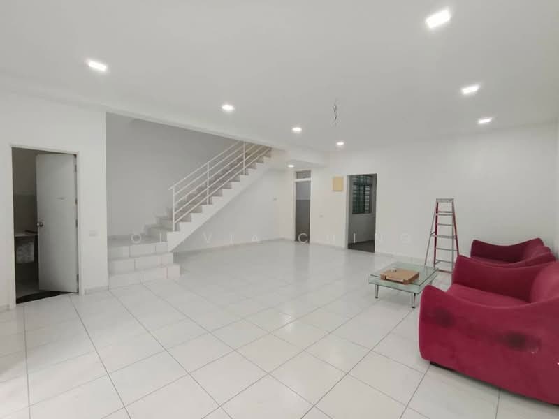 2-storey Terraced House for Sale in Setia Tropika (Johor Bahru) - Olivia Ching - Living Room - PropertyGuru.com.my