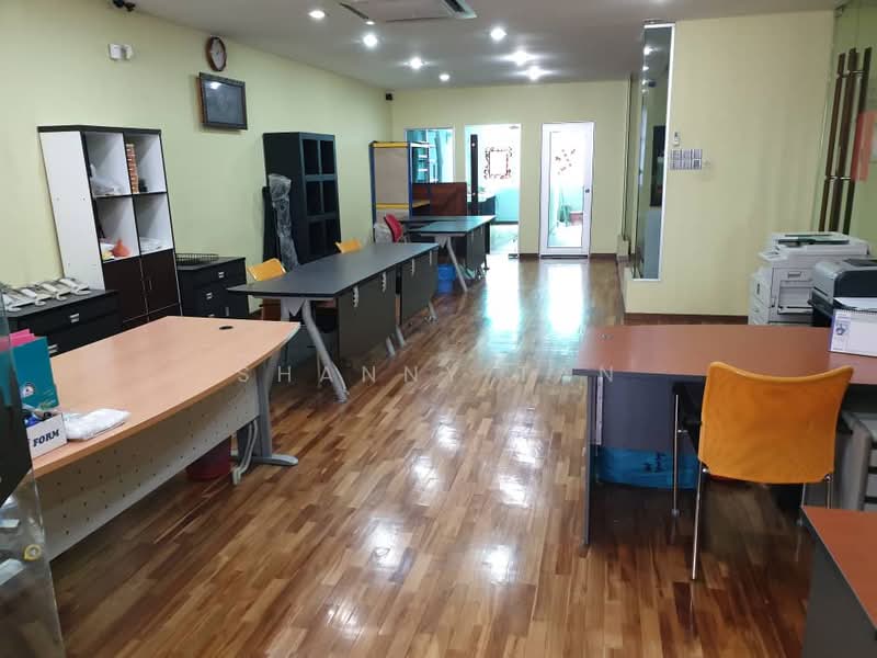 Shop / Office for Sale in Bandar Sungai Long (Selangor) - Shanny Tan - Interior - PropertyGuru.com.my
