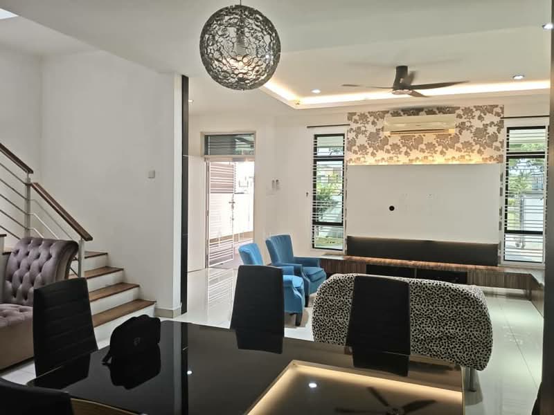 Semi-Detached House for Rent in Johor Bahru (Johor) - Rain Ng - Living Room - PropertyGuru.com.my