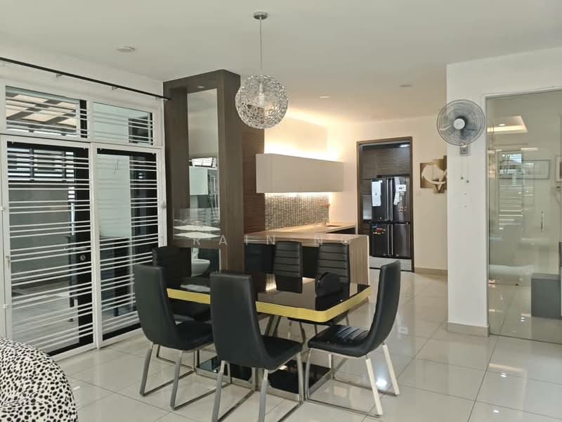 Semi-Detached House for Rent in Johor Bahru (Johor) - Rain Ng - Kitchen - PropertyGuru.com.my