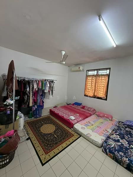 2-storey Terraced House for Sale in Taman Setia Indah (Tebrau) - Vanessa Lim - Bedroom - PropertyGuru.com.my