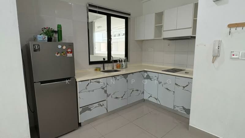 Kondominium untuk Dijual di Hedgeford 10 Residences - Karen Pong - Kitchen - PropertyGuru.com.my