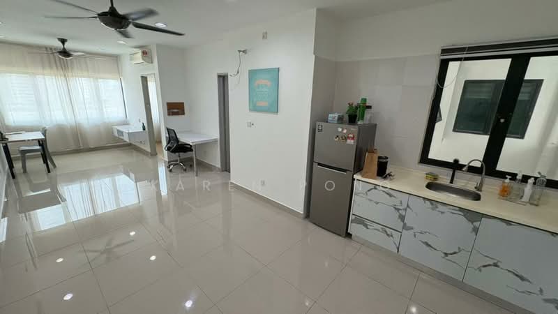 Kondominium untuk Dijual di Hedgeford 10 Residences - Karen Pong - Living Room - PropertyGuru.com.my
