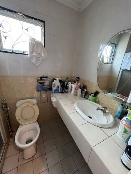 Semi-Detached House for Sale in Sungai Long (Bandar Sungai Long) - Shanny Tan - Bathroom - PropertyGuru.com.my