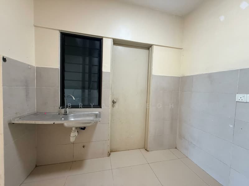 Servis Apartment untuk Dijual di Alam Sanjung - Bryan Yeoh - Kitchen - PropertyGuru.com.my