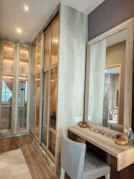 Condominium for Sale at Iconic Skies - Patrick . - Interior - PropertyGuru.com.my