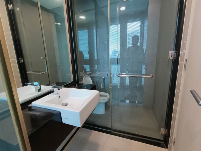 Condominium for Rent at 6 CapSquare - JC Lee - Bathroom - PropertyGuru.com.my