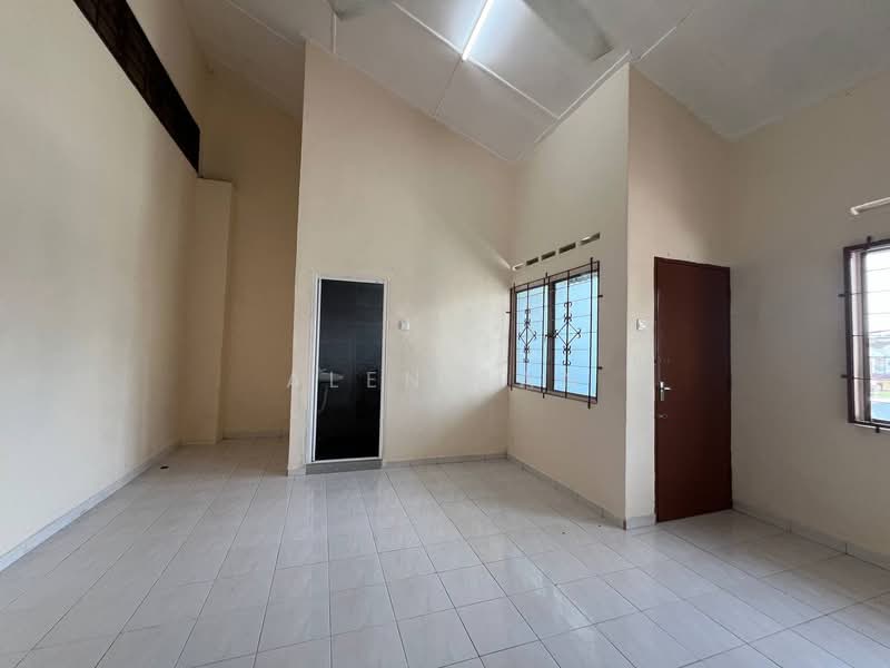 For Rent - Taman Jaya