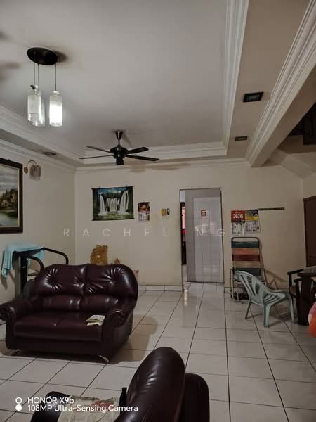 Rumah Teres 2 Tingkat untuk Dijual di Bukit Rahman Putra (Sungai Buloh) - Rachel Ngu - Living Room - PropertyGuru.com.my
