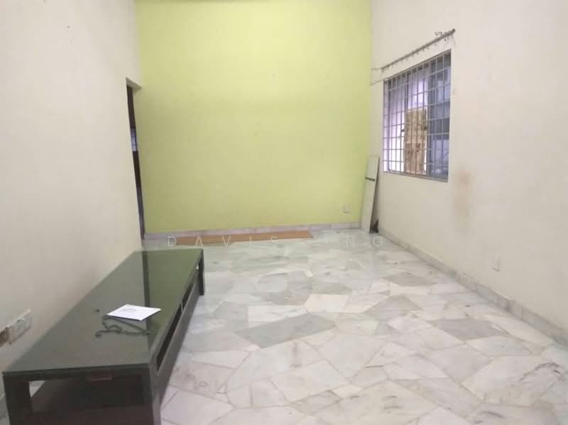 1.5-storey Terraced House for Sale in Taman Sri Melati (Selayang) - Davis Ong - Living Room - PropertyGuru.com.my