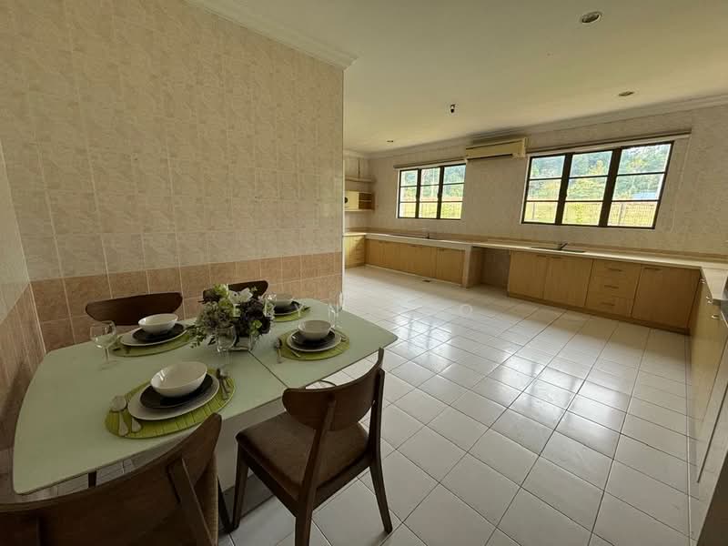 Bungalow for Rent in Putrajaya (Putrajaya) - Elyn Soo - Kitchen - PropertyGuru.com.my