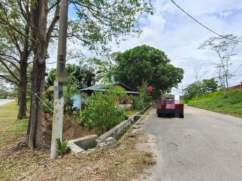 Untuk Dijual - Bukit Batu