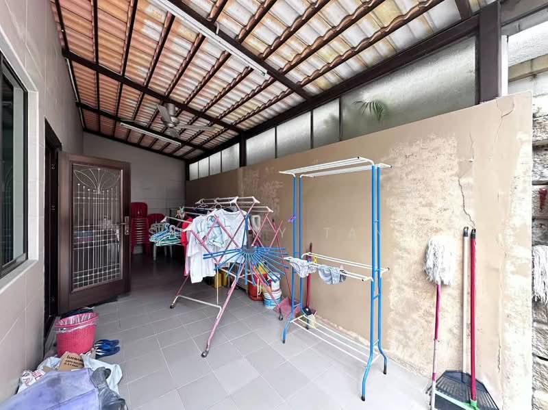 Rumah Berkembar untuk Dijual di Bandar Sungai Long (Selangor) - Shanny Tan - Exterior - PropertyGuru.com.my