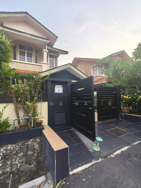 Cluster House for Sale in Alam Suria (Puncak Alam) - Ziana Najib - Exterior - PropertyGuru.com.my