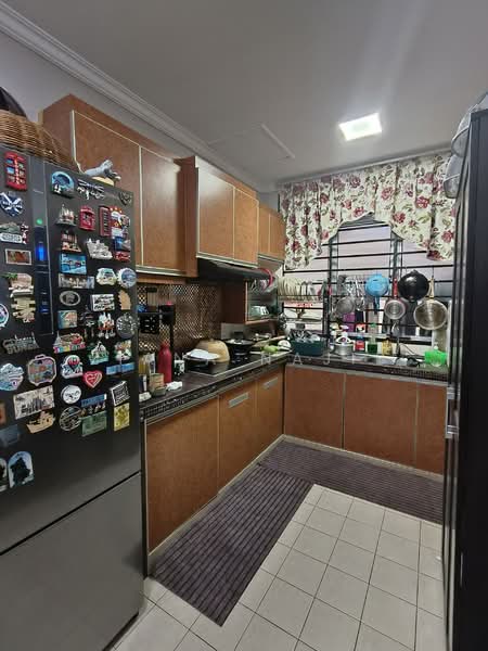 Cluster House for Sale in Alam Suria (Puncak Alam) - Ziana Najib - Kitchen - PropertyGuru.com.my