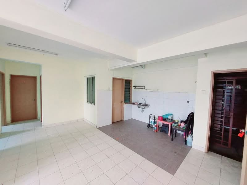 Condominium for Sale at Pangsapuri Saujana Gombak - Norafian SMH - Kitchen - PropertyGuru.com.my