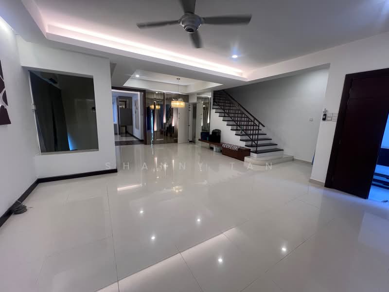 Rumah Berkembar untuk Dijual di Bandar Sungai Long (Selangor) - Shanny Tan - Living Room - PropertyGuru.com.my