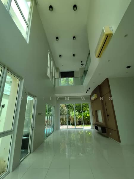 Twin Villa for Sale in Taman Melawati (Ulu Kelang) - William Wong - Living Room - PropertyGuru.com.my