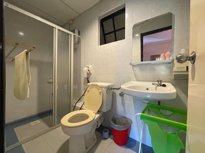 Apartment for Sale at Villa Indah - Jenny Kong - Bathroom - PropertyGuru.com.my
