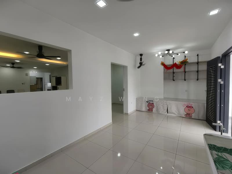 Rumah Teres 2 Tingkat untuk Dijual di Taman Mutiara Rini (Skudai) - Mayz Wong - Living Room - PropertyGuru.com.my