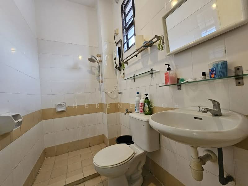 Rumah Teres 2 Tingkat untuk Dijual di Ampang Saujana (Ampang) - Sherene Goh - Bathroom - PropertyGuru.com.my