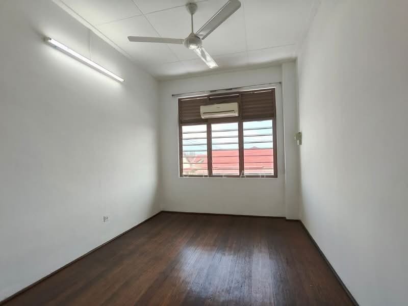 Rumah Teres 2 Tingkat untuk Dijual di Taman Canning (Ipoh) - YY Cheah - Interior - PropertyGuru.com.my