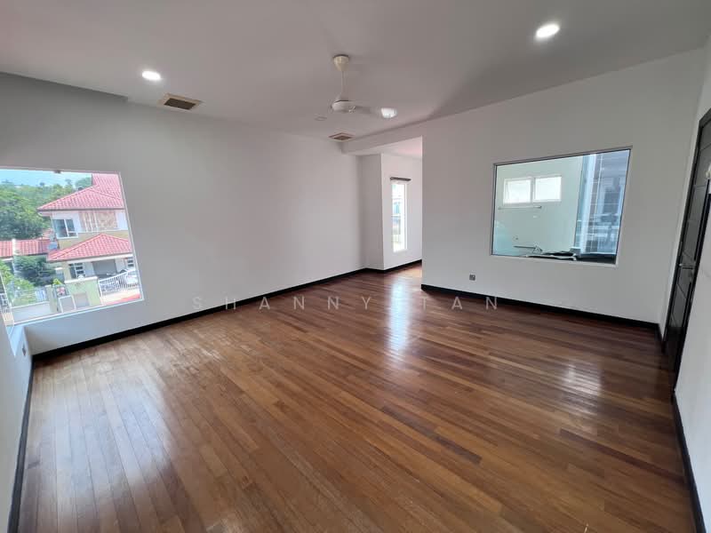 Semi-Detached House for Sale in Sungai Long (Bandar Sungai Long) - Shanny Tan - Living Room - PropertyGuru.com.my