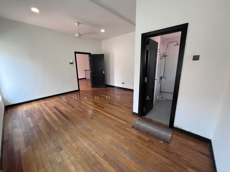 Semi-Detached House for Sale in Sungai Long (Bandar Sungai Long) - Shanny Tan - Interior - PropertyGuru.com.my