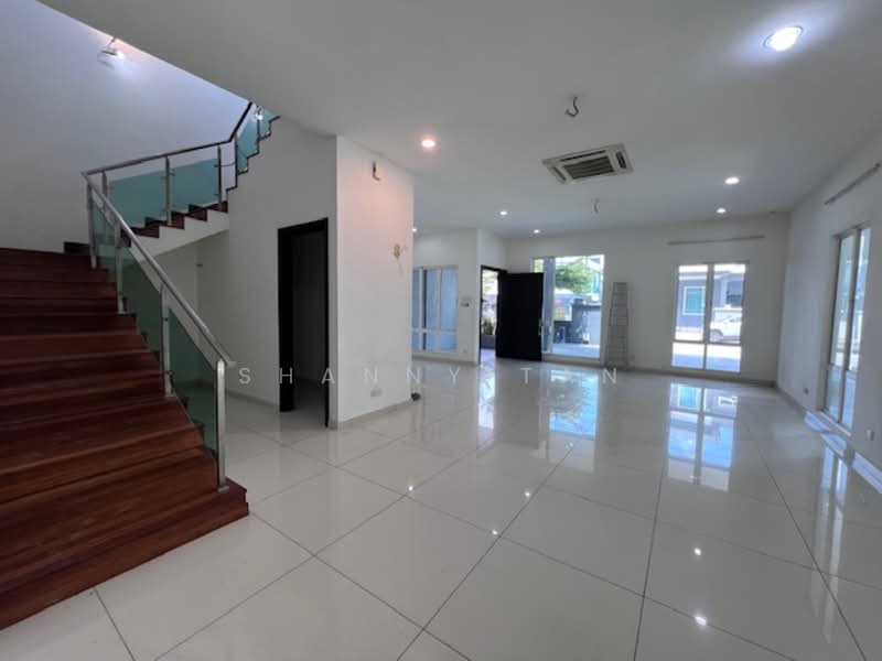 Rumah Berkembar untuk Dijual di Wira Heights (Bandar Sungai Long) - Shanny Tan - Living Room - PropertyGuru.com.my