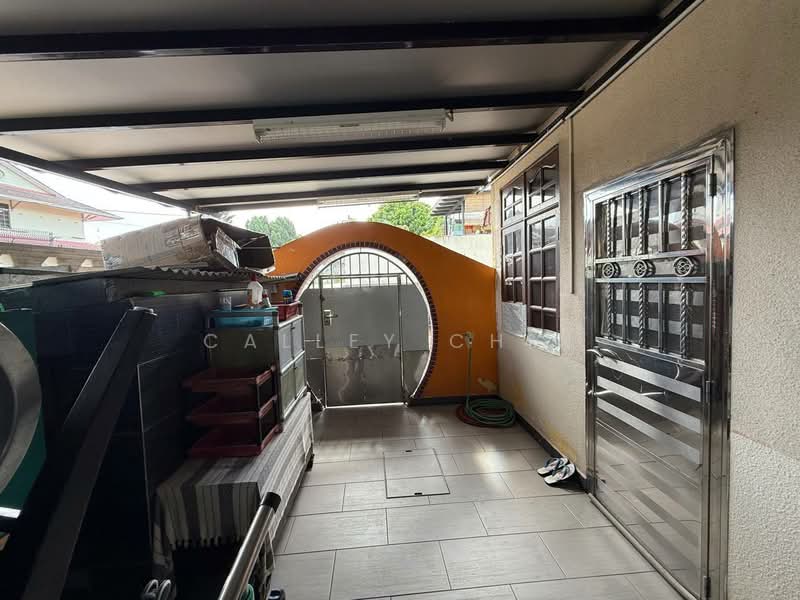 2-storey Terraced House for Sale in Permas Jaya (Johor) - Calley Chin - Exterior - PropertyGuru.com.my