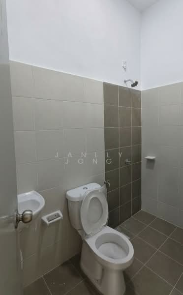 Cluster House for Rent in Taman Pulai Mutiara (Iskandar Puteri (Nusajaya)) - Janlly Jong - Bathroom - PropertyGuru.com.my