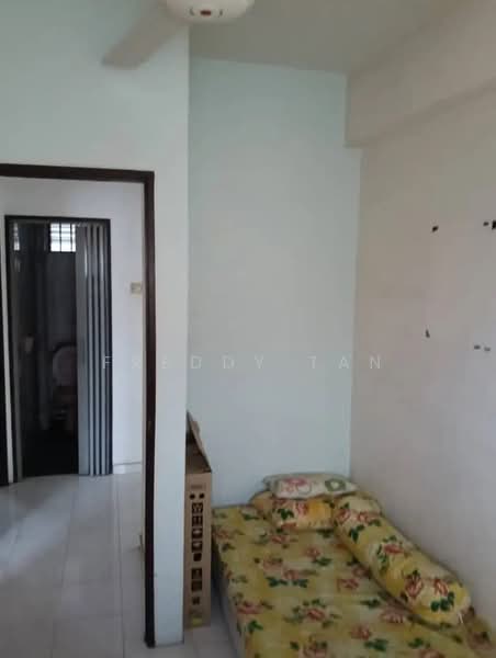 Pangsapuri untuk Disewa di Desa Rahmat (Graceland Villa) - Freddy Tan - PropertyGuru.com.my