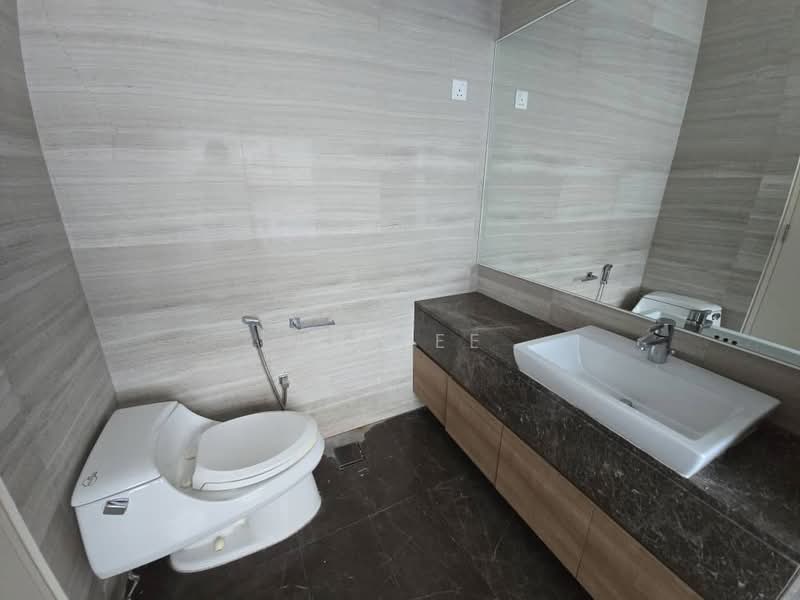 Kondominium untuk Dijual di Mirage Residence - JC Lee - Bathroom - PropertyGuru.com.my