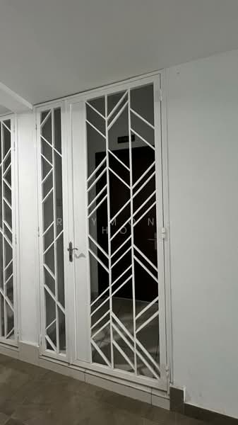 Condominium for Rent at Paraiso Residence @ The Earth - Raymond Ho - Corridor - PropertyGuru.com.my