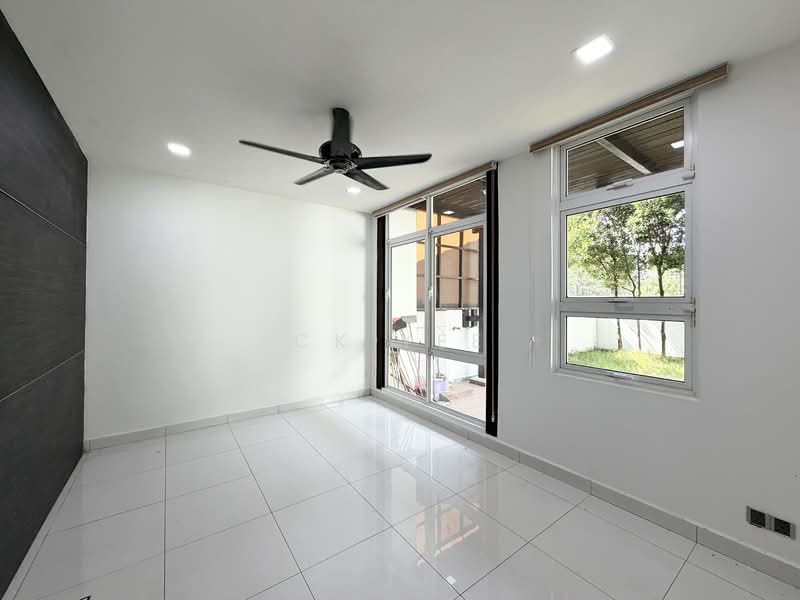 Rumah Berkembar untuk Dijual di Kinrara Residence (Puchong) - CK Yee - Interior - PropertyGuru.com.my
