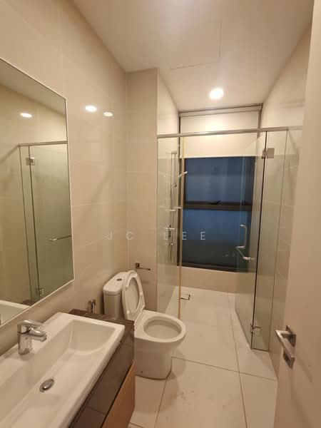 Kondominium untuk Dijual di Mirage Residence - JC Lee - Bathroom - PropertyGuru.com.my