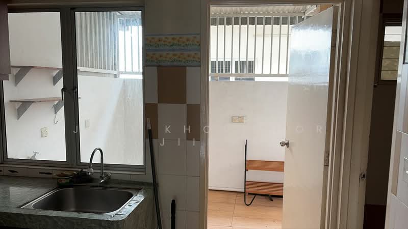 2-storey Terraced House for Sale in Setia Indah (Setia Alam) - Jack Khor Phor Jiing - Kitchen - PropertyGuru.com.my