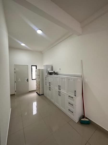 2-storey Terraced House for Sale in Cyberjaya (Selangor) - Azim Othman - Kitchen - PropertyGuru.com.my