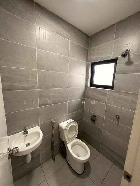 2-storey Terraced House for Sale in Cyberjaya (Selangor) - Azim Othman - Bathroom - PropertyGuru.com.my