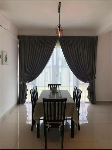 Bungalow for Sale in Kota Tinggi (Johor) - Jennifer Ng - Dining Room - PropertyGuru.com.my